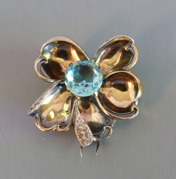 DEROSA flower sterling vermeil fur clip - Morning Glory Jewelry
