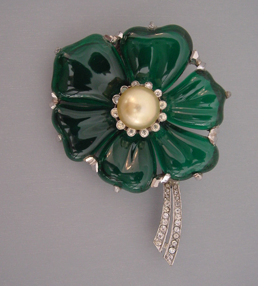 DUJAY green molded glass petals flower brooch