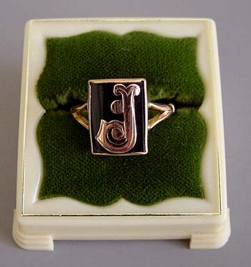 VICTORIAN ring 9k gold & black ring initial “J”