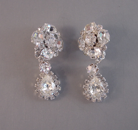 VENDOME clear rhinestone dangly pendant earrings - Morning Glory Jewelry