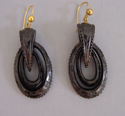 VICTORIAN Whitby jet earrings, hand carved decorated