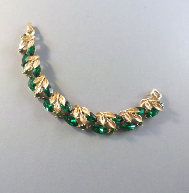 LISNER bracelet emerald green colored marquis-shaped rhinestones