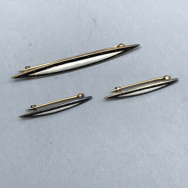 DECO sterling bar pin set with black and white enamel