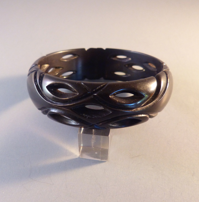 BAKELITE black bangle carved and pierced bangle